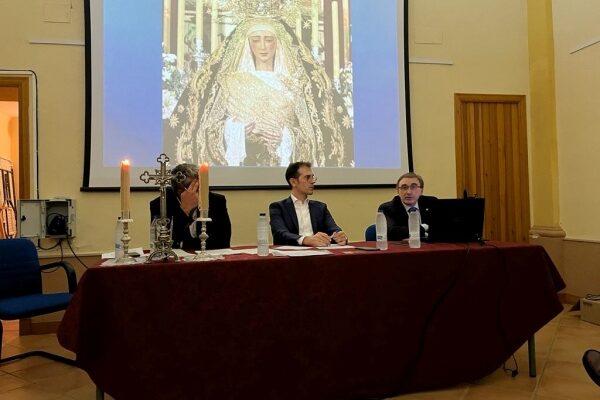RESTAURACION DE LA IMAGEN DE LA SANTISIMA VIRGEN DE LOS DOLORES