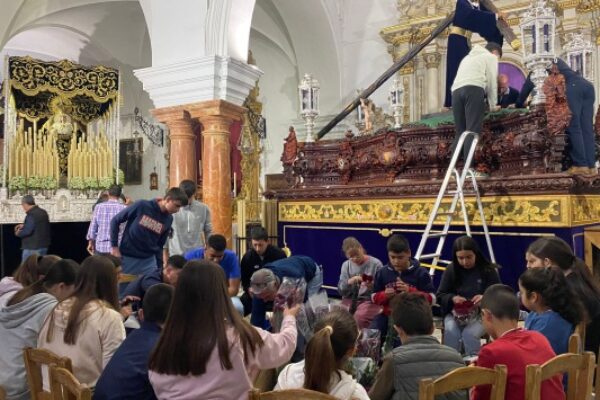 MAÑANA DE JUEVES SANTO